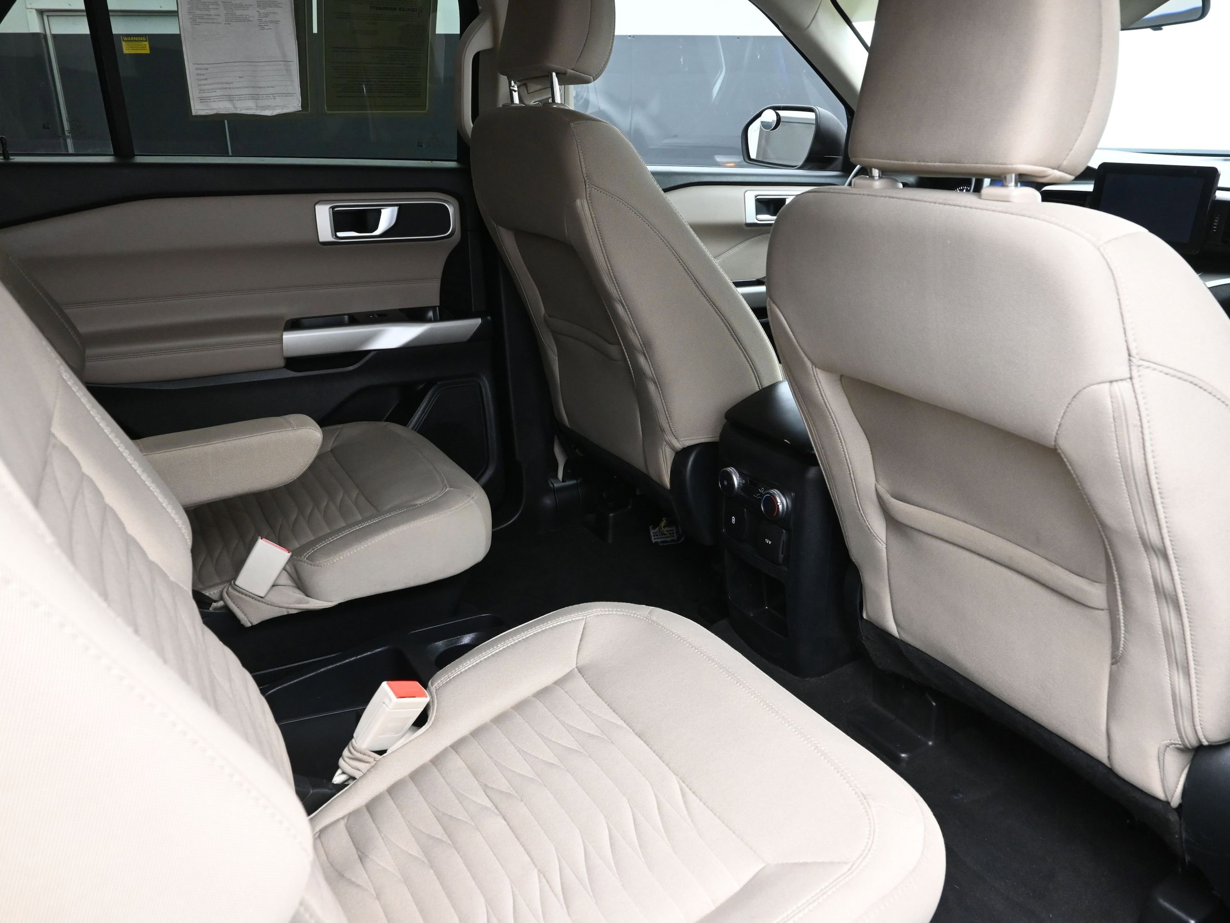 2021 Ford Explorer XLT - Photo 22