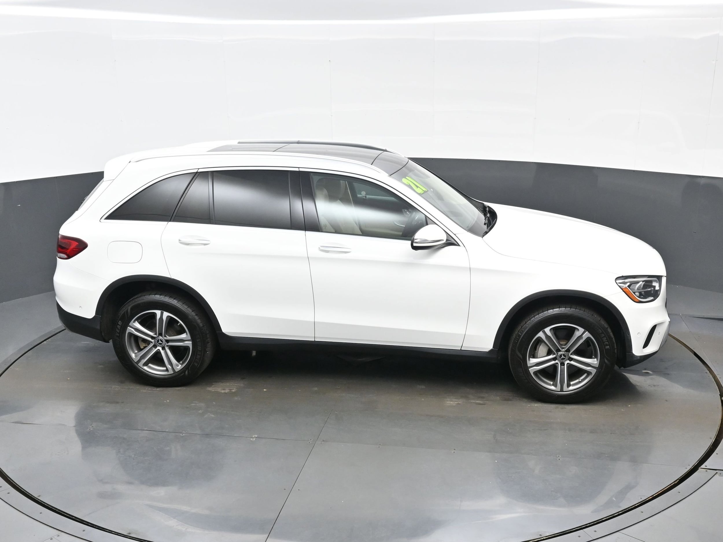 2021 Mercedes-Benz GLC GLC300 - Photo 38