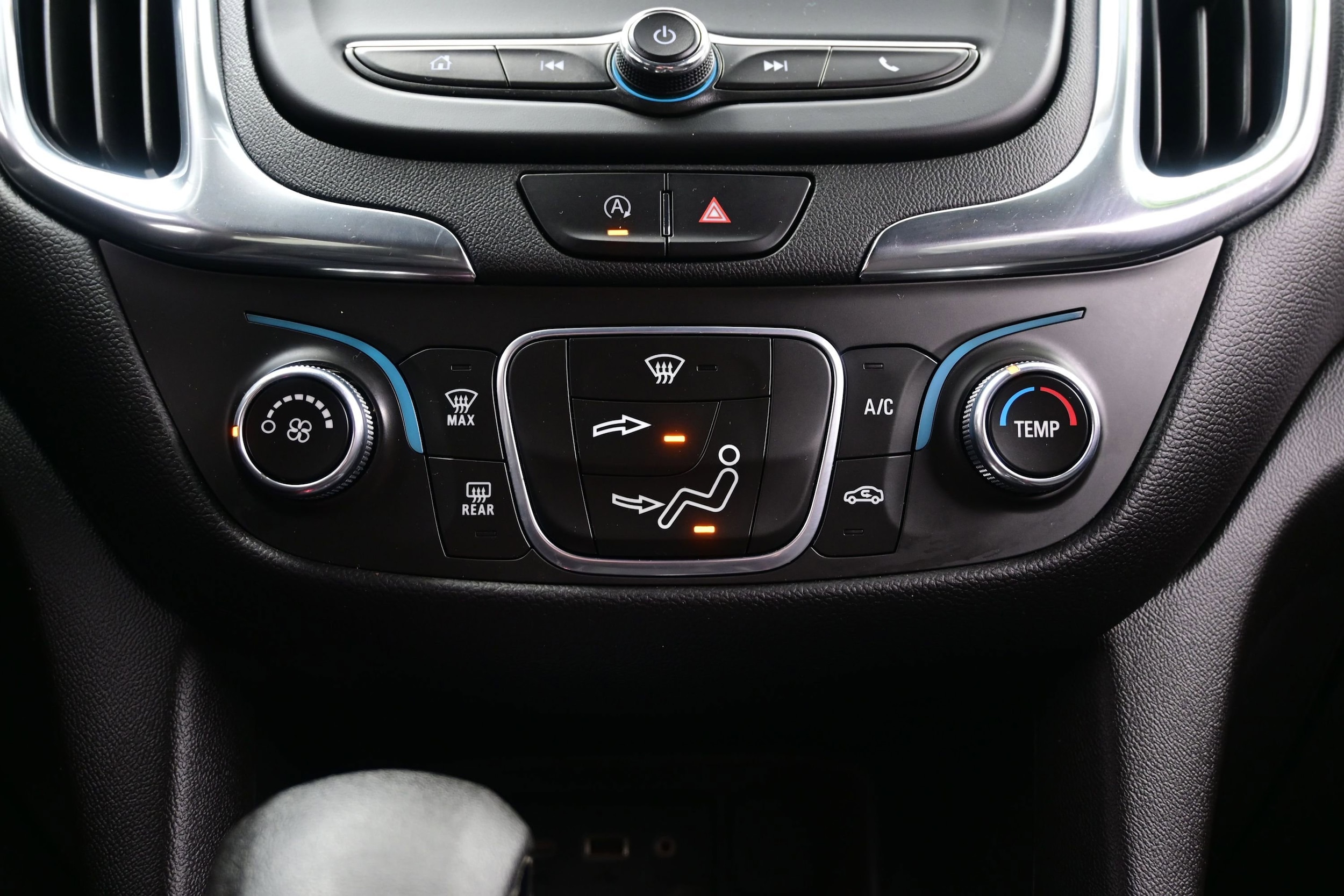 2022 Chevrolet Equinox LT - Photo 20