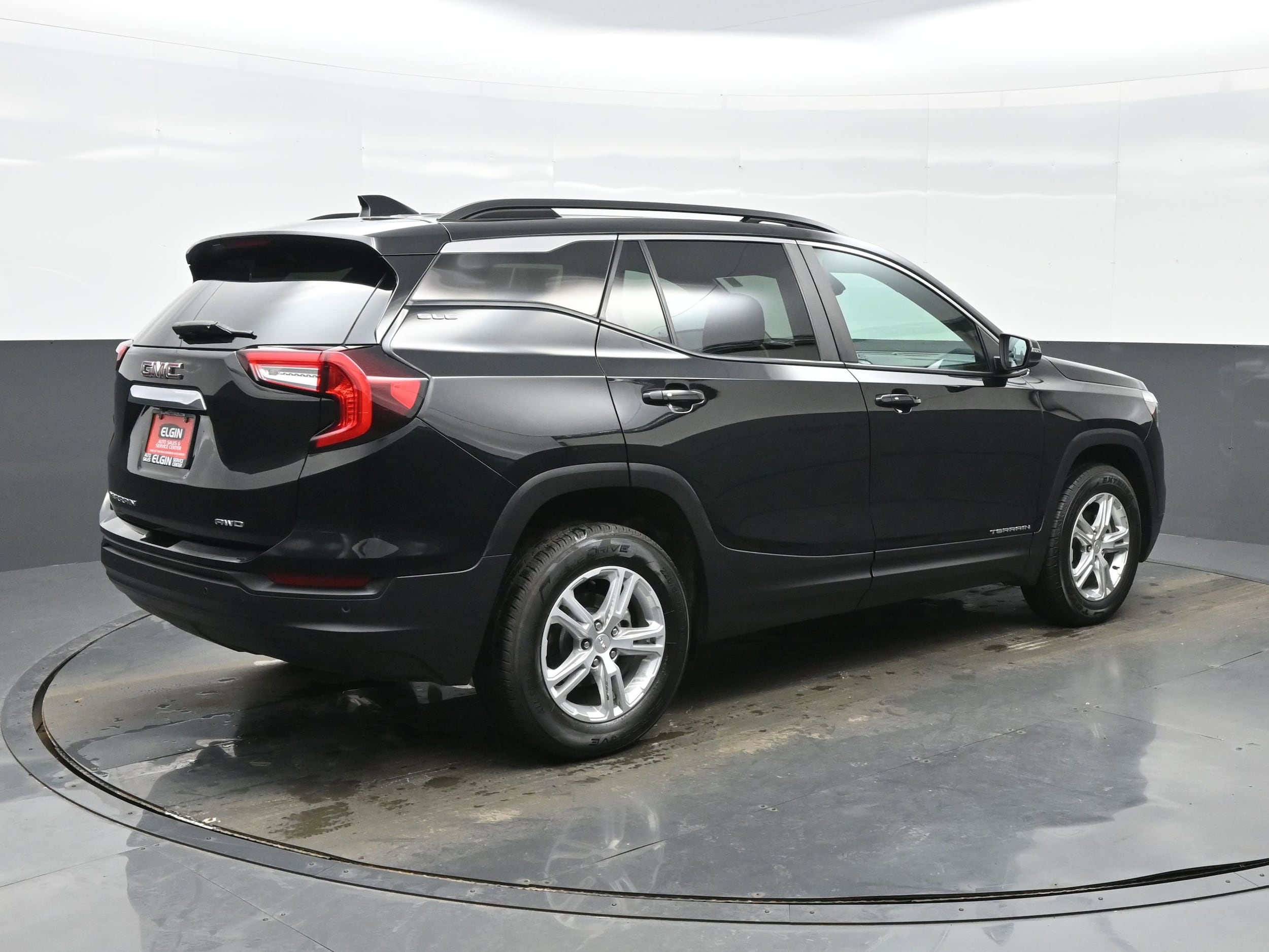 2022 GMC Terrain SLE - Photo 6