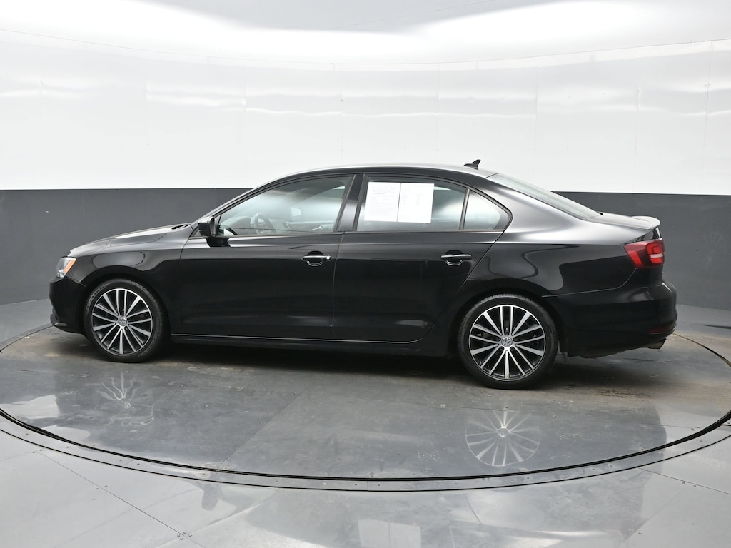 Used 2016 Volkswagen Jetta 1.8T Sport Automatic Sedan