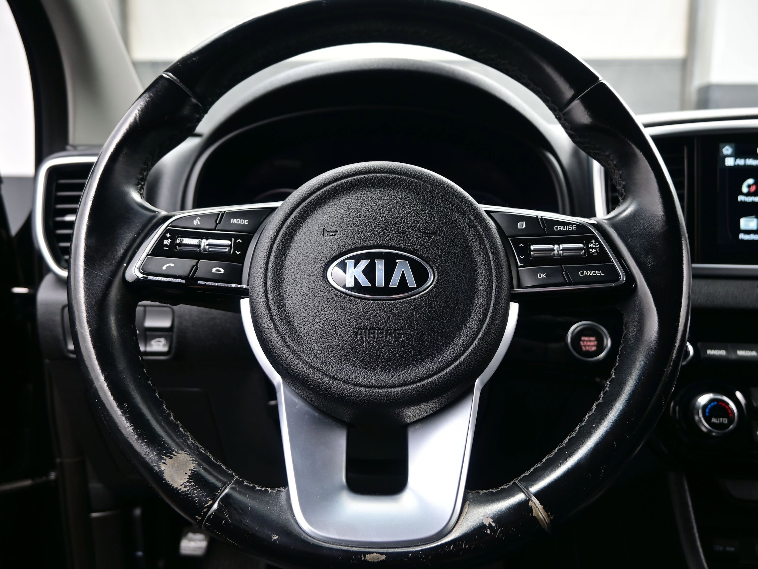 2020 Kia Sportage EX - Photo 24