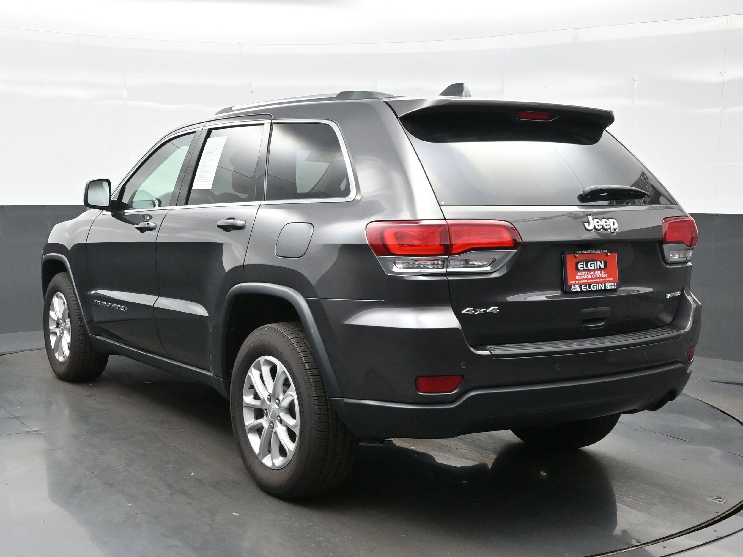 2021 Jeep Grand Cherokee Laredo E photo 4