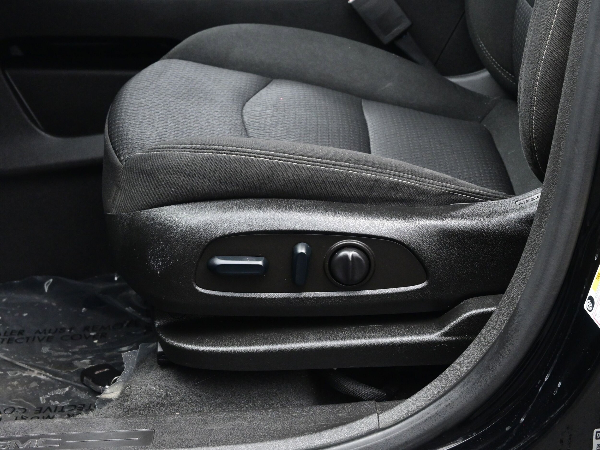 2022 GMC Terrain SLE - Photo 11