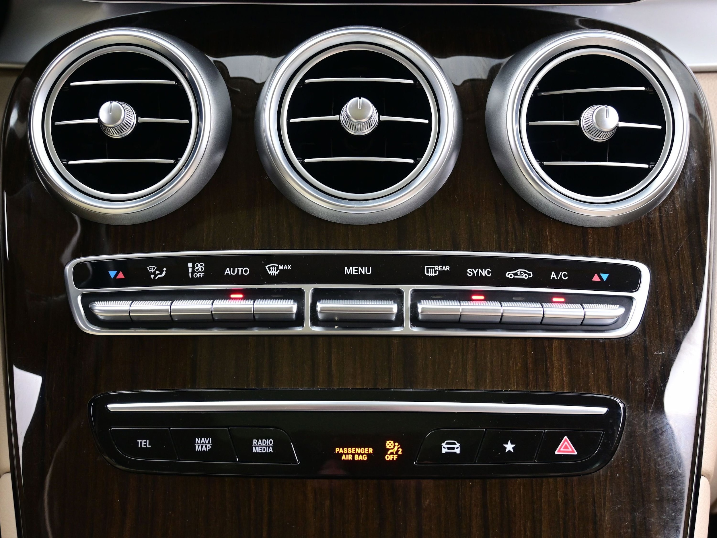 2021 Mercedes-Benz GLC GLC300 - Photo 21