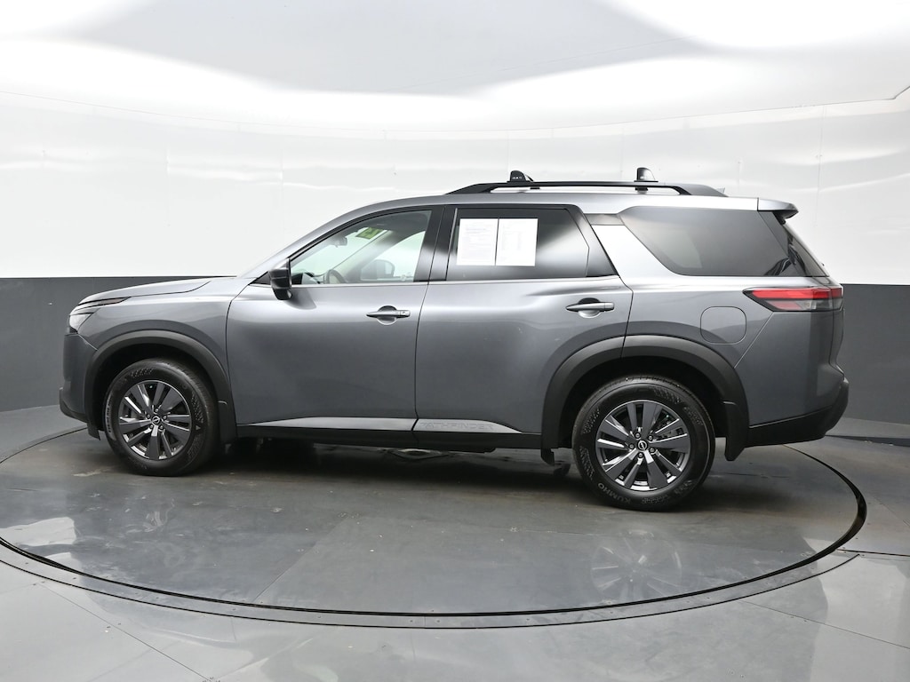 Used 2023 Nissan Pathfinder SV SUV