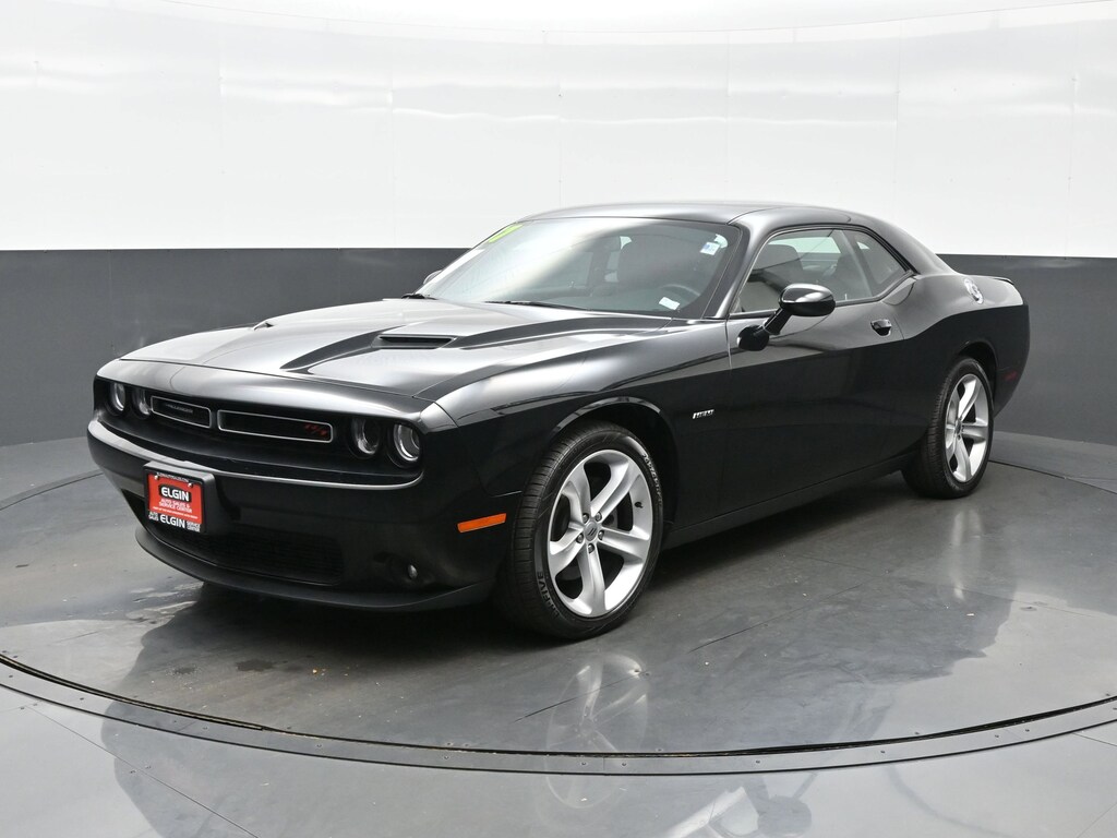 Used 2017 Dodge Challenger R/T Coupe