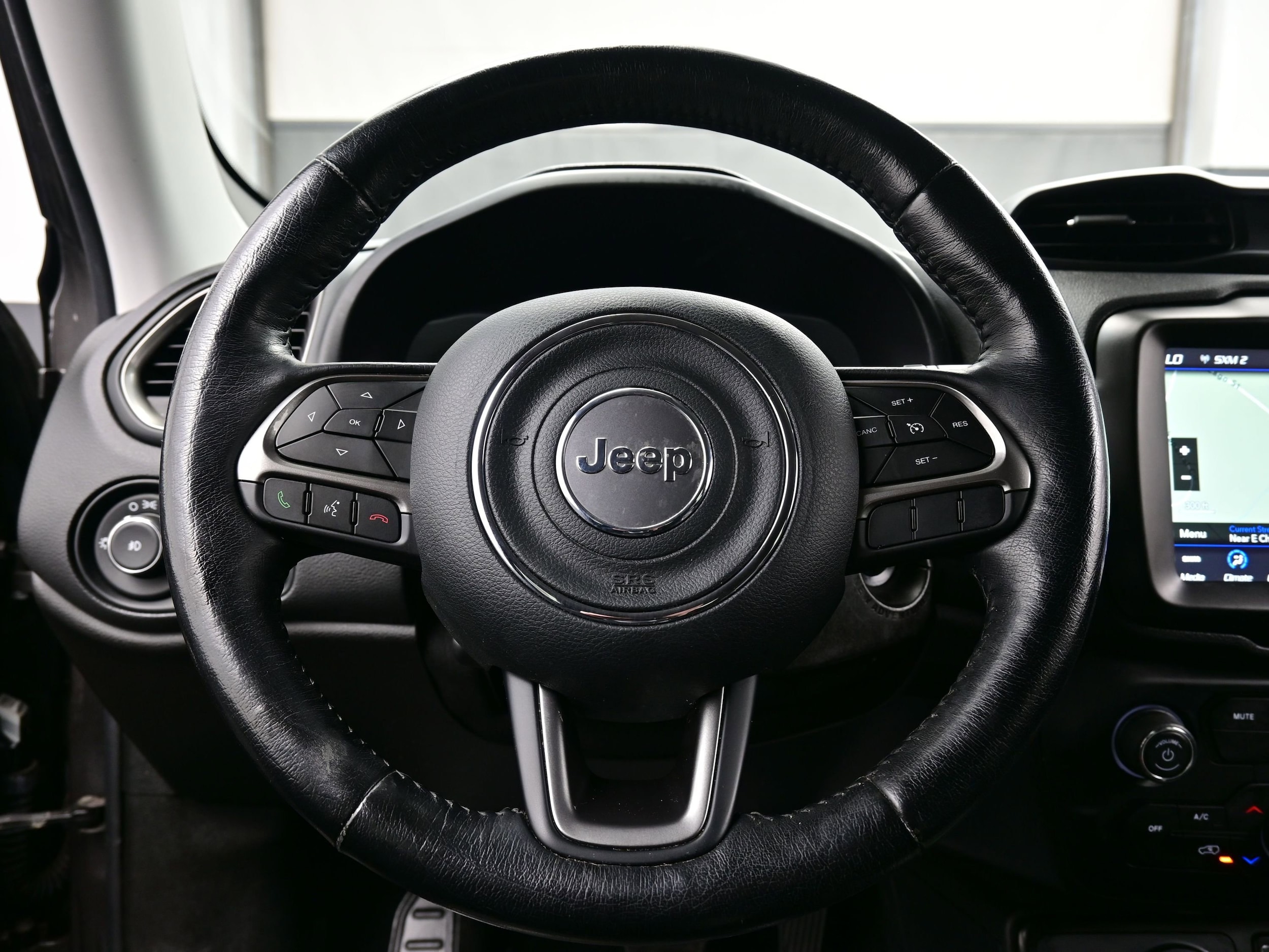 2021 Jeep Renegade Limited - Photo 24