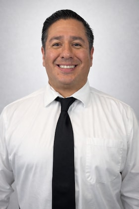 Staff member Christian L from ID_b8322980bea9