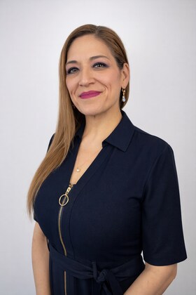 Staff member Ada Z from ID_b8322980bea9