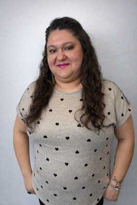 Staff member Sosun A from ID_59fdde4a76aa