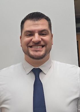 Staff member Andres Quinones from ID_b8322980bea9