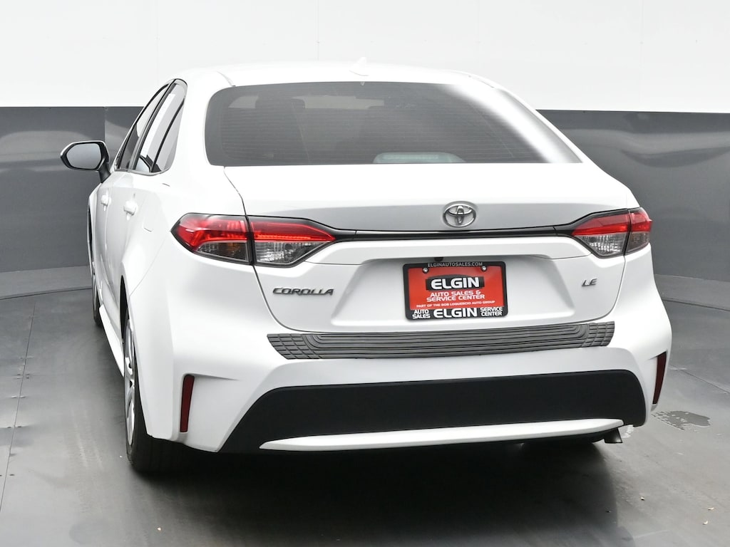 Used 2021 Toyota Corolla LE Sedan