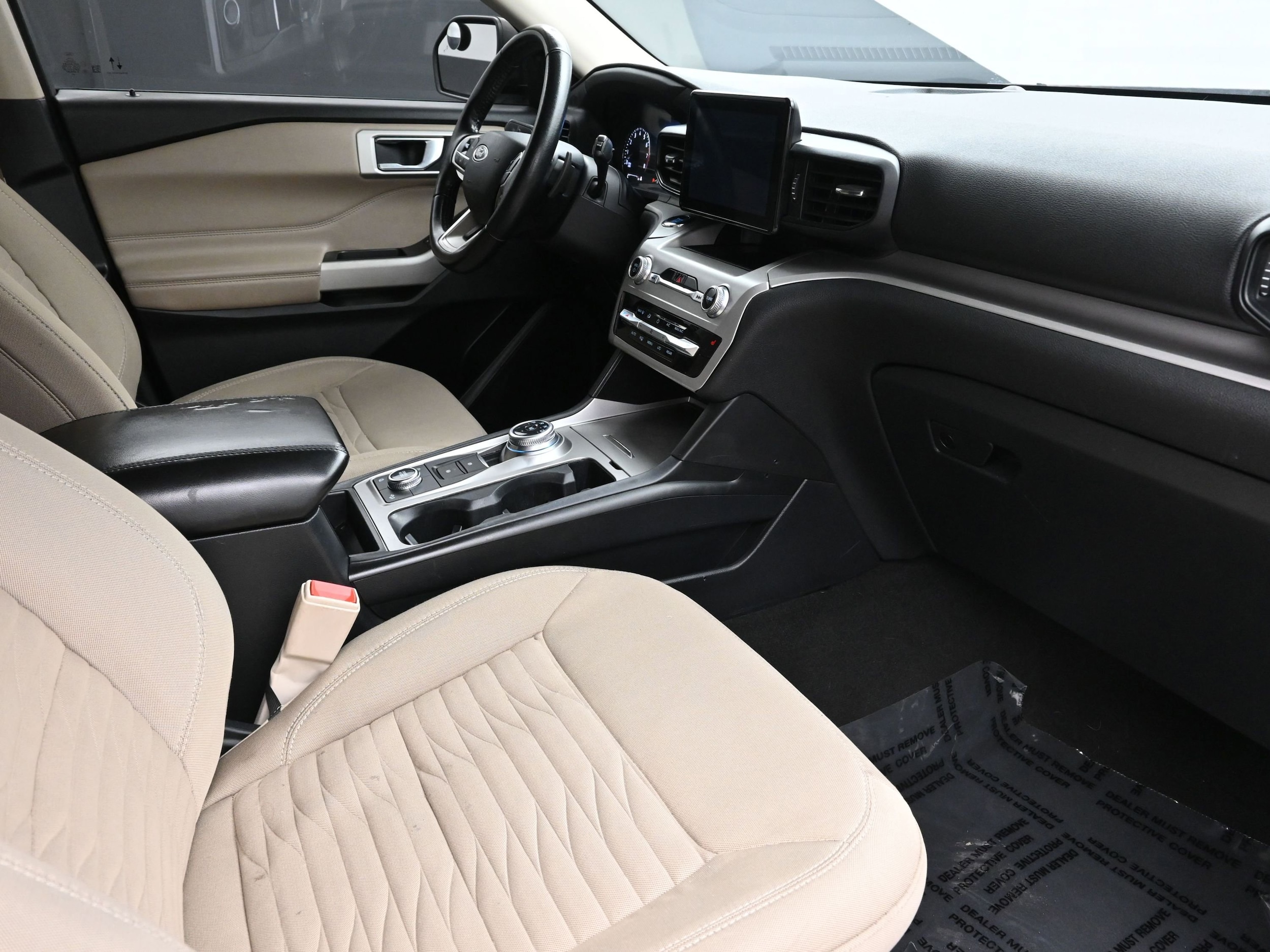 2021 Ford Explorer XLT - Photo 25