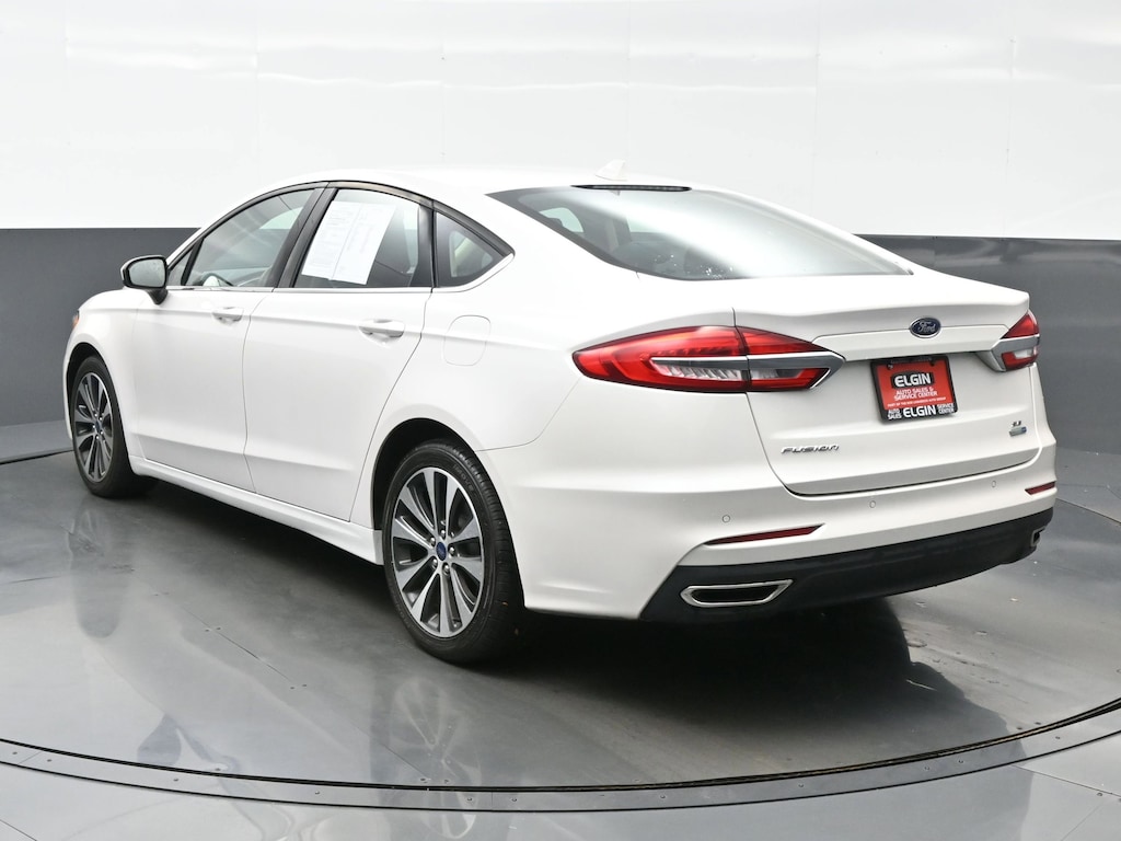 Used 2019 Ford Fusion SE Sedan