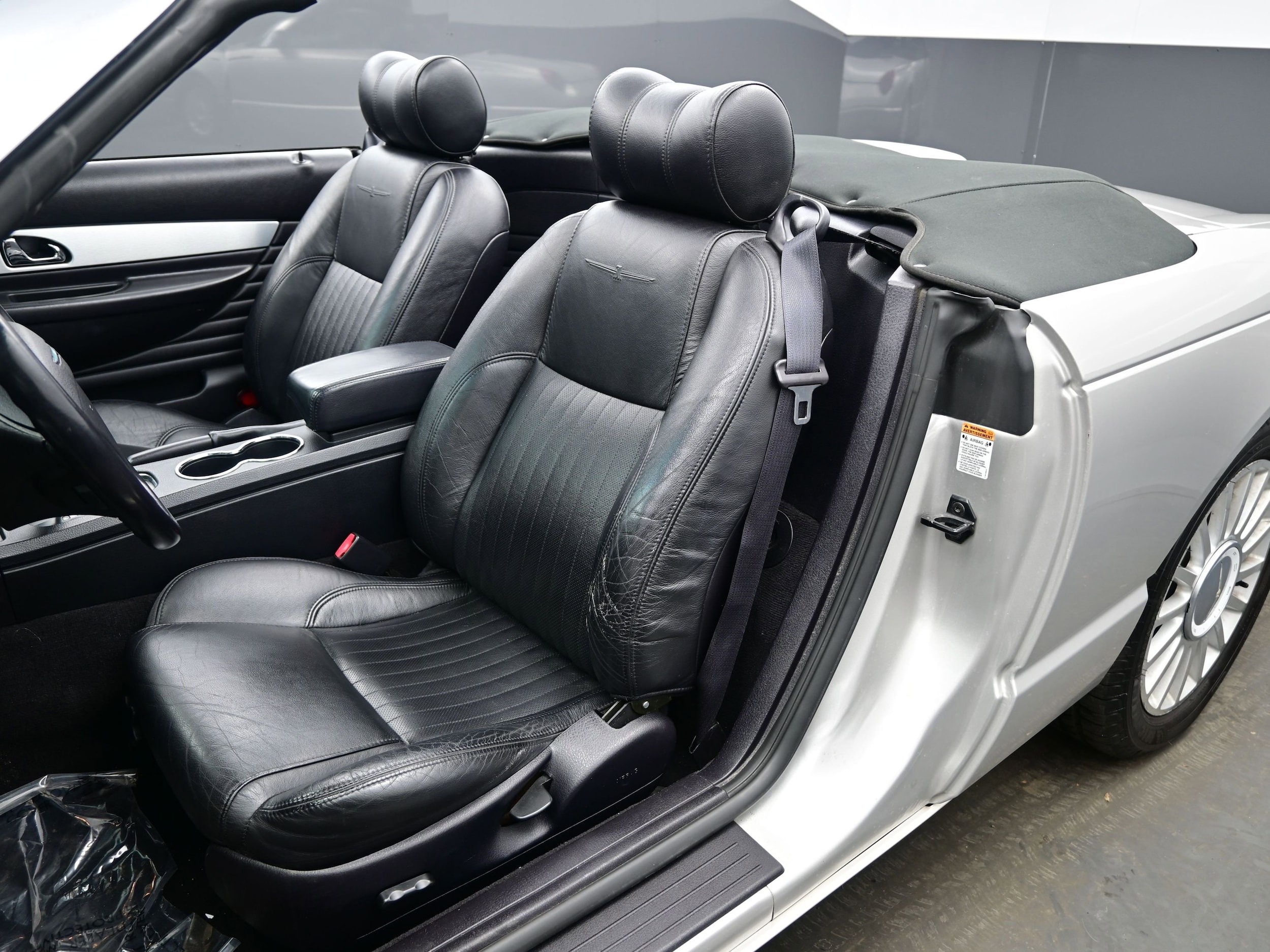 2004 Ford Thunderbird Deluxe - Photo 11
