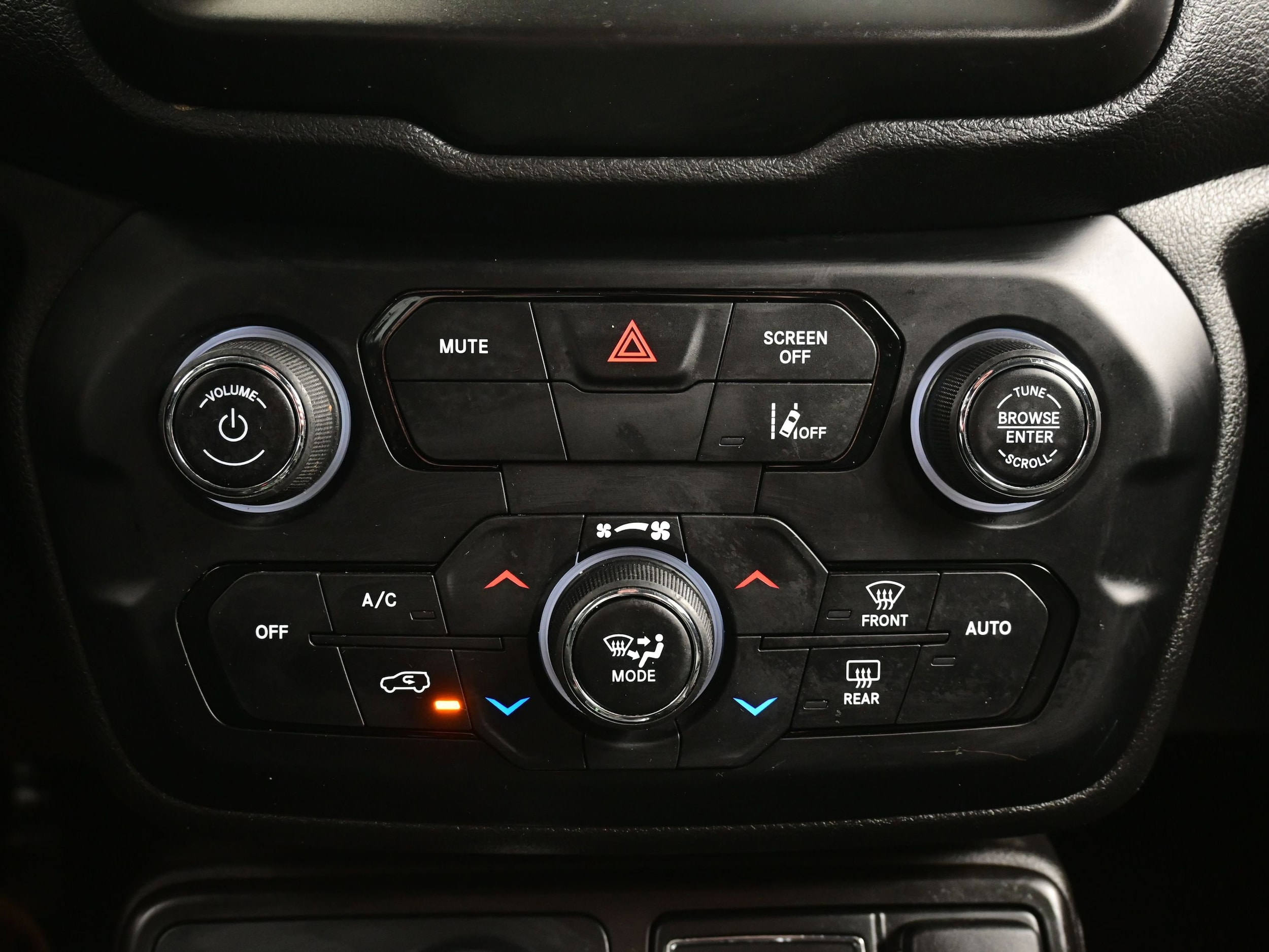 2021 Jeep Renegade Limited - Photo 21