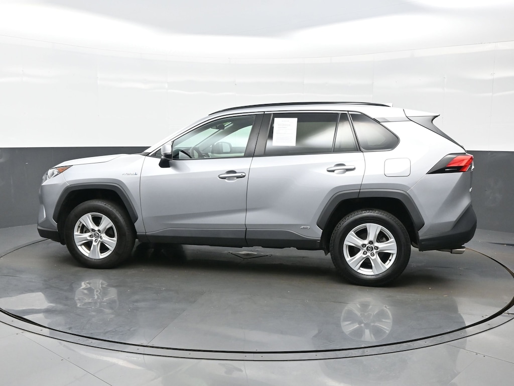 Used 2021 Toyota RAV4 Hybrid XLE SUV