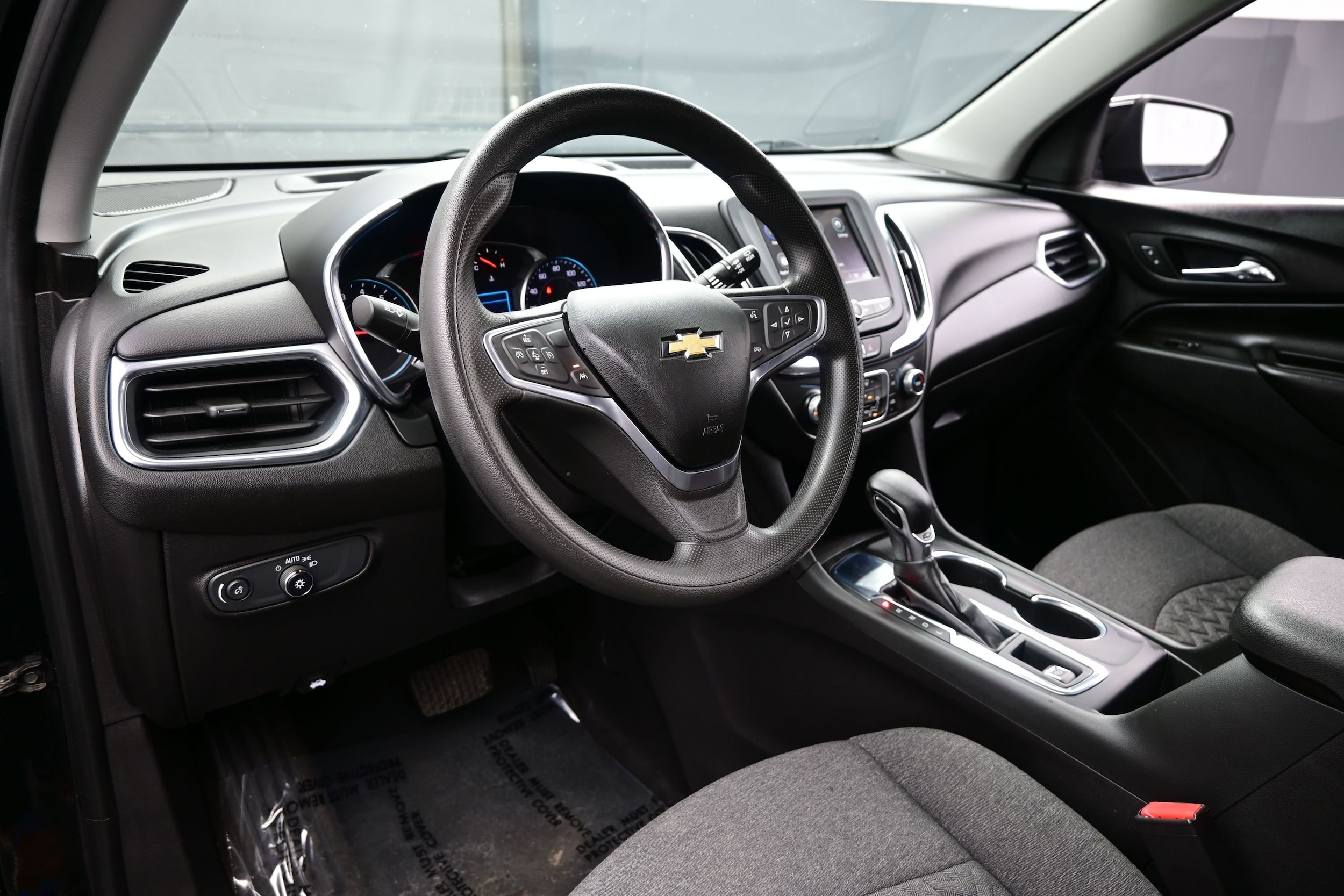 2022 Chevrolet Equinox LT - Photo 13