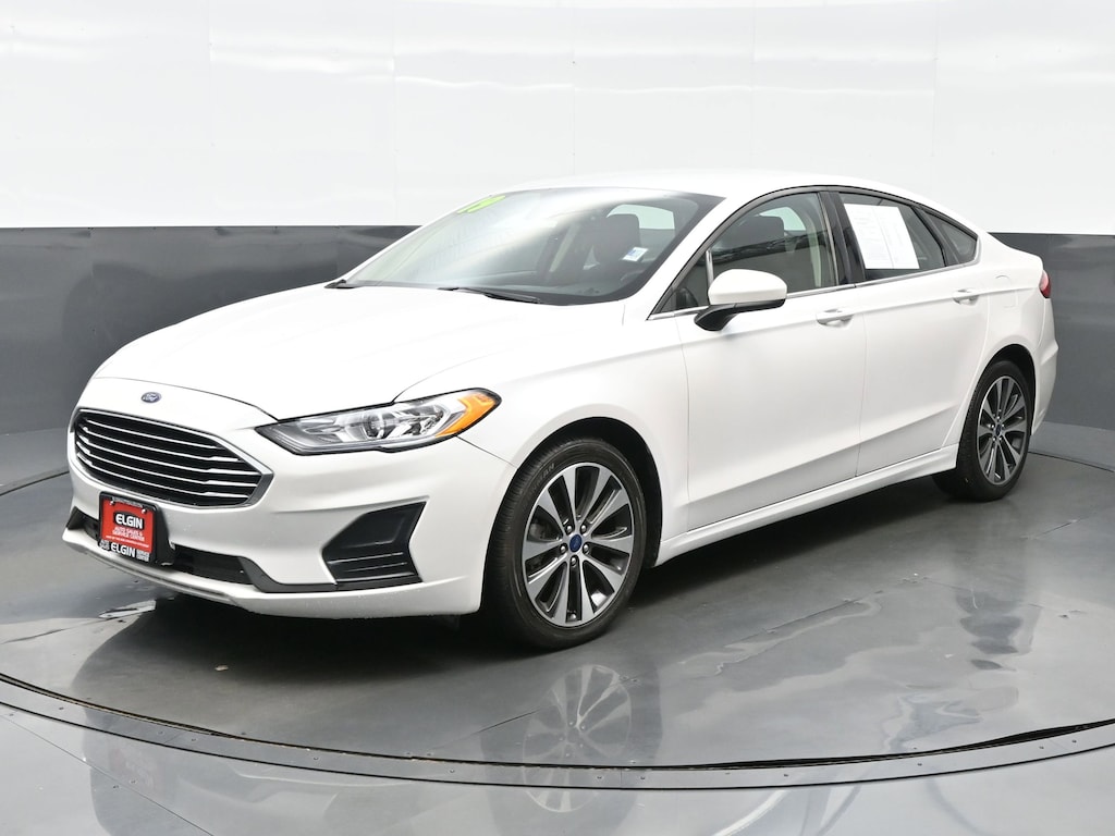 Used 2019 Ford Fusion SE Sedan