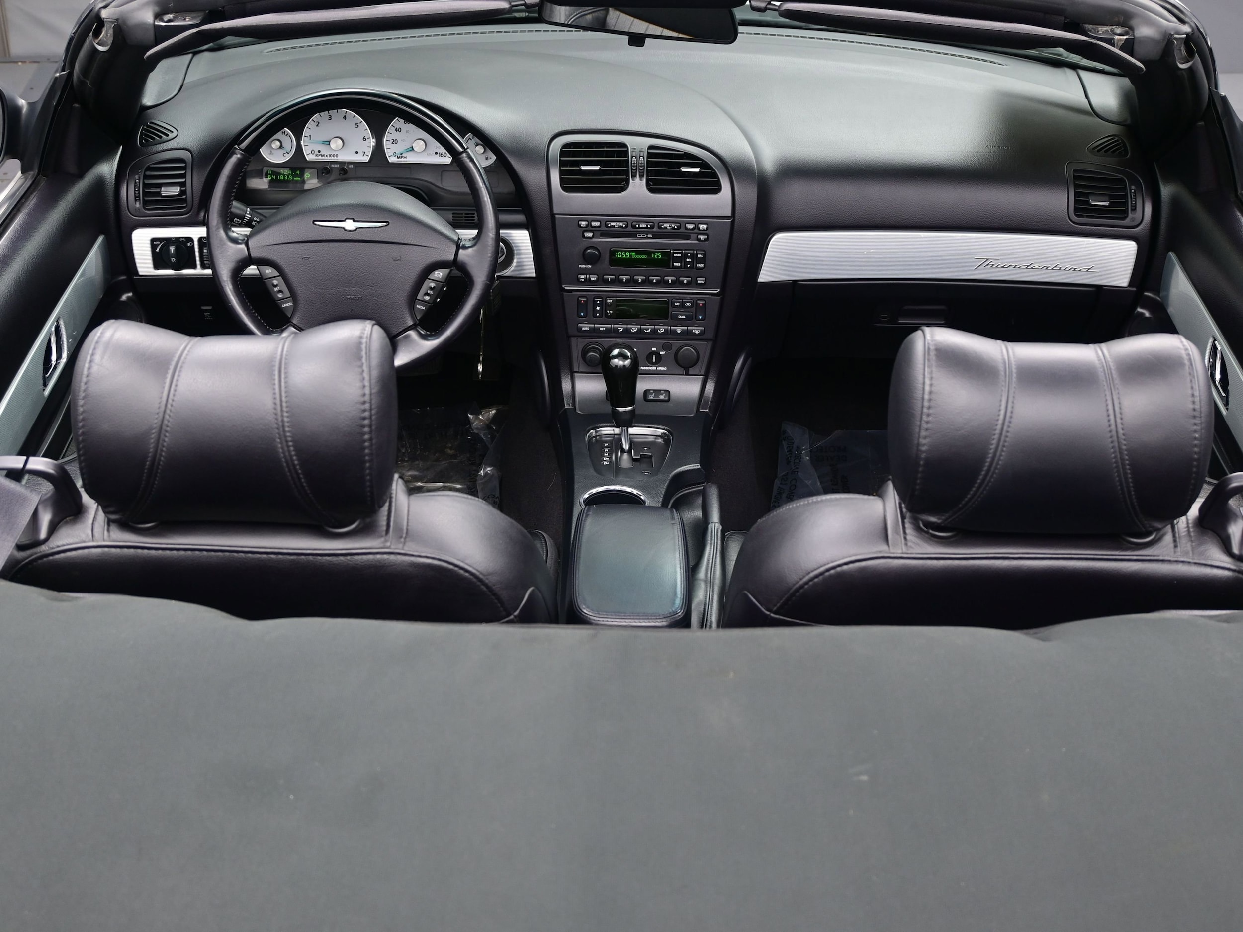 2004 Ford Thunderbird Deluxe - Photo 15