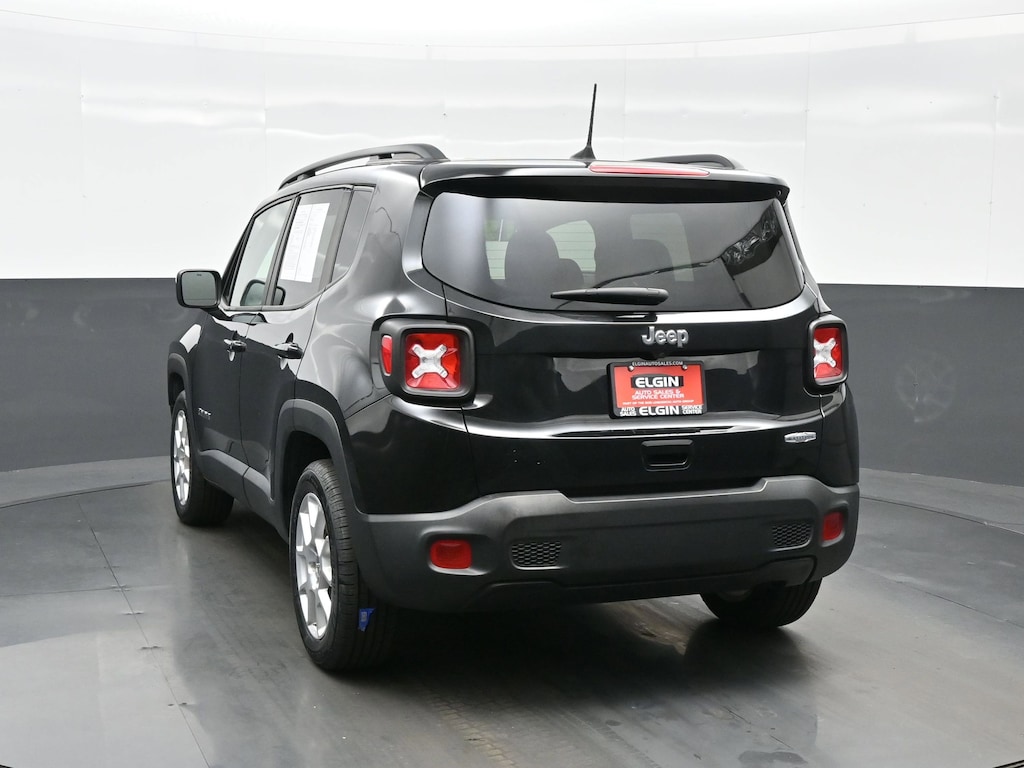 Used 2019 Jeep Renegade Latitude FWD SUV