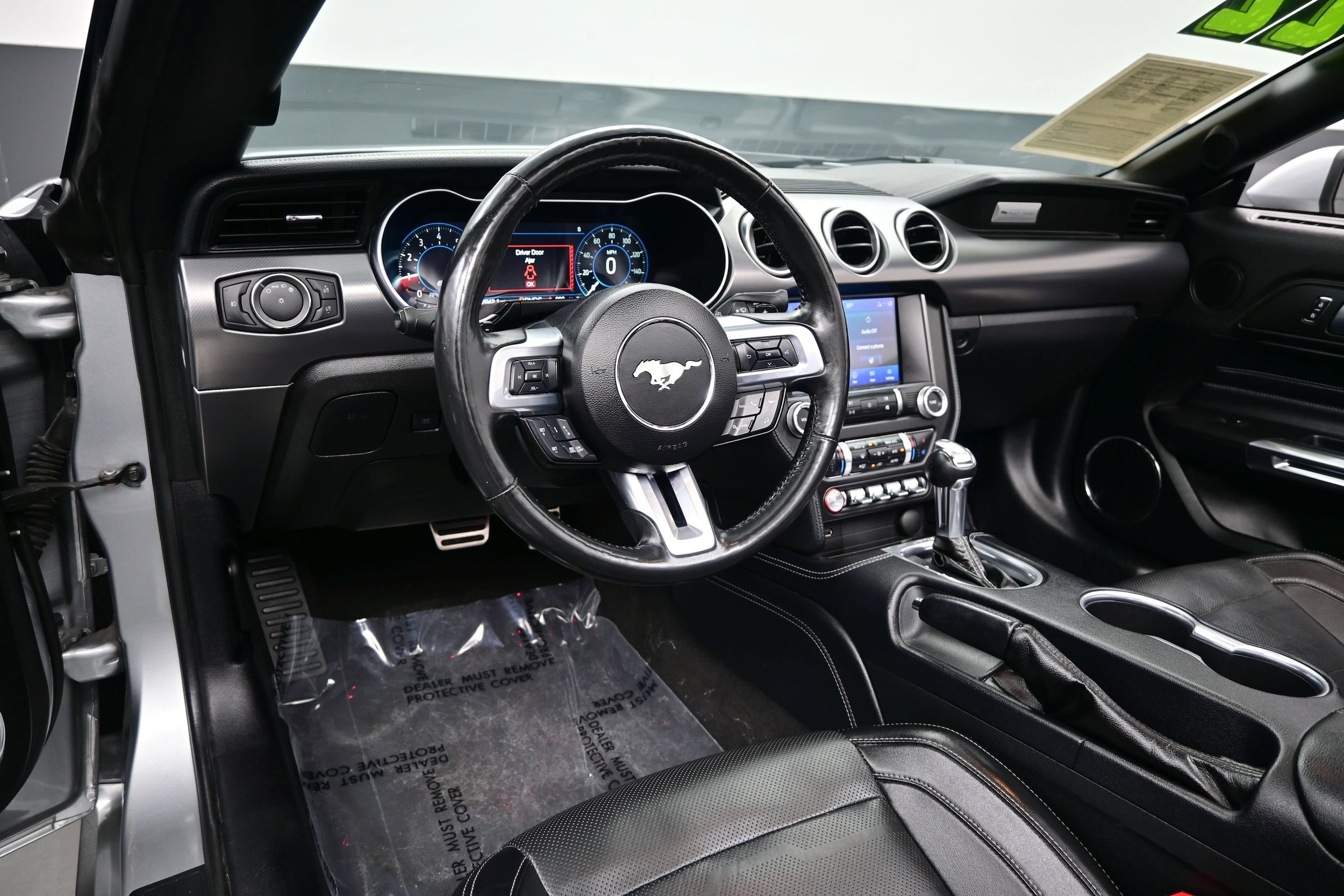 2022 Ford Mustang GT Premium - Photo 13