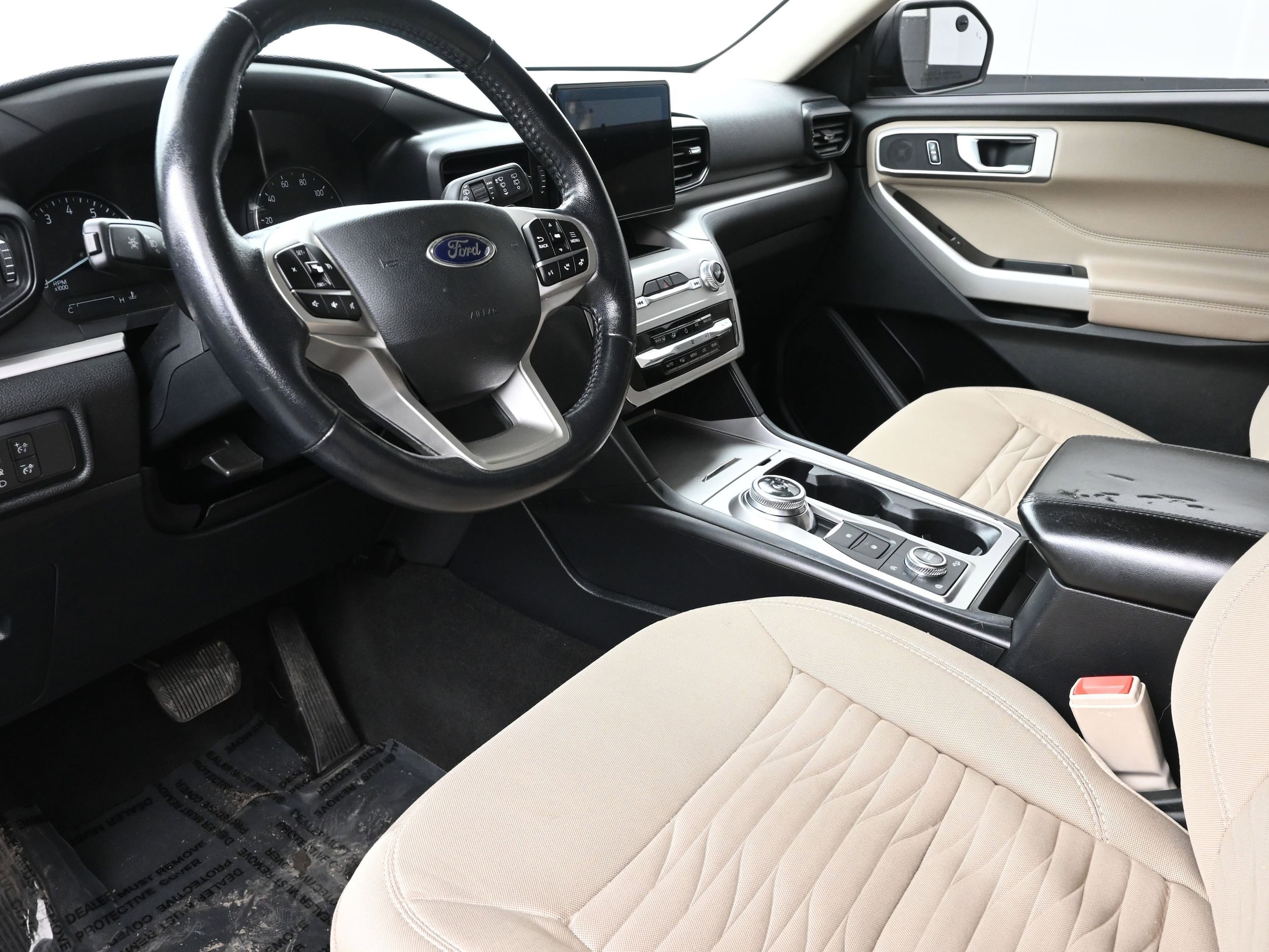 2021 Ford Explorer XLT - Photo 9