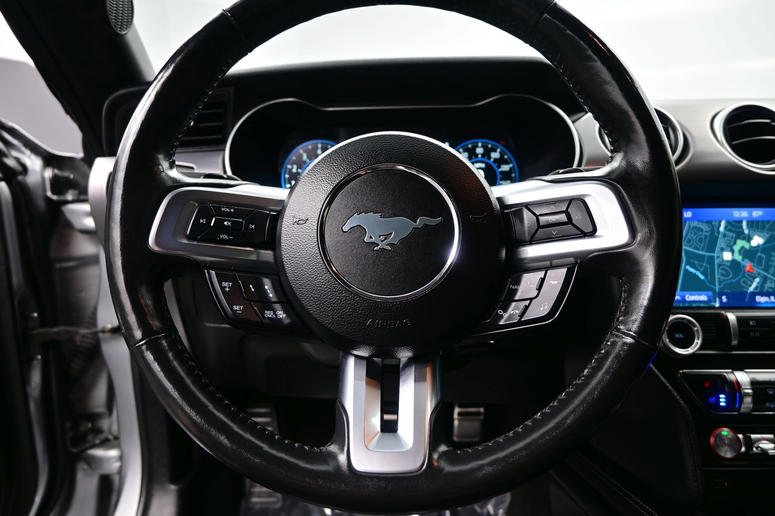 2022 Ford Mustang GT Premium - Photo 23