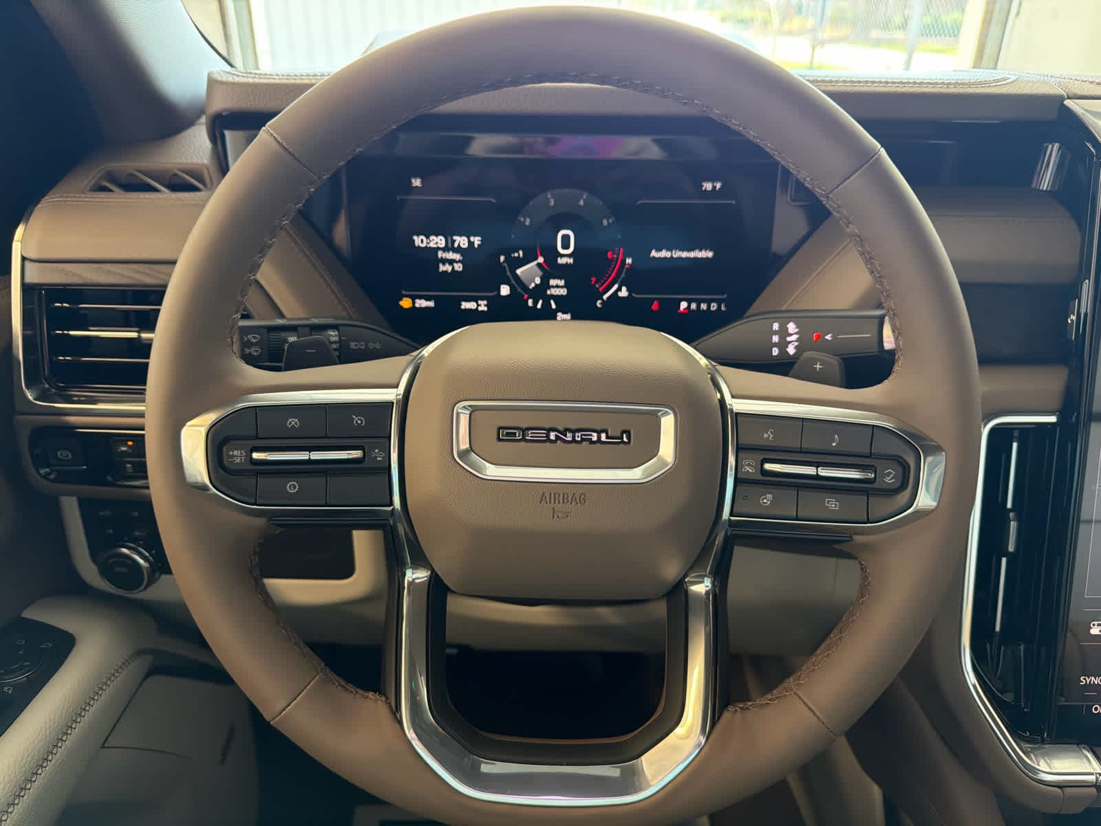 2026 GMC Yukon Denali - Photo 38