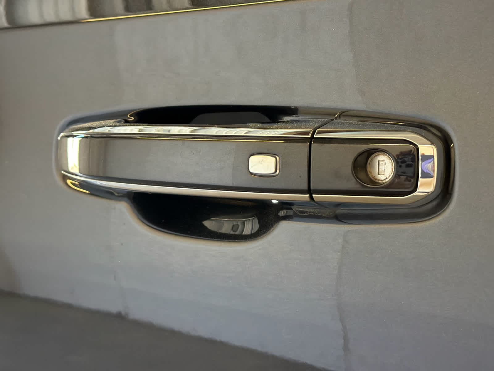 2024 GMC Yukon Denali - Photo 14