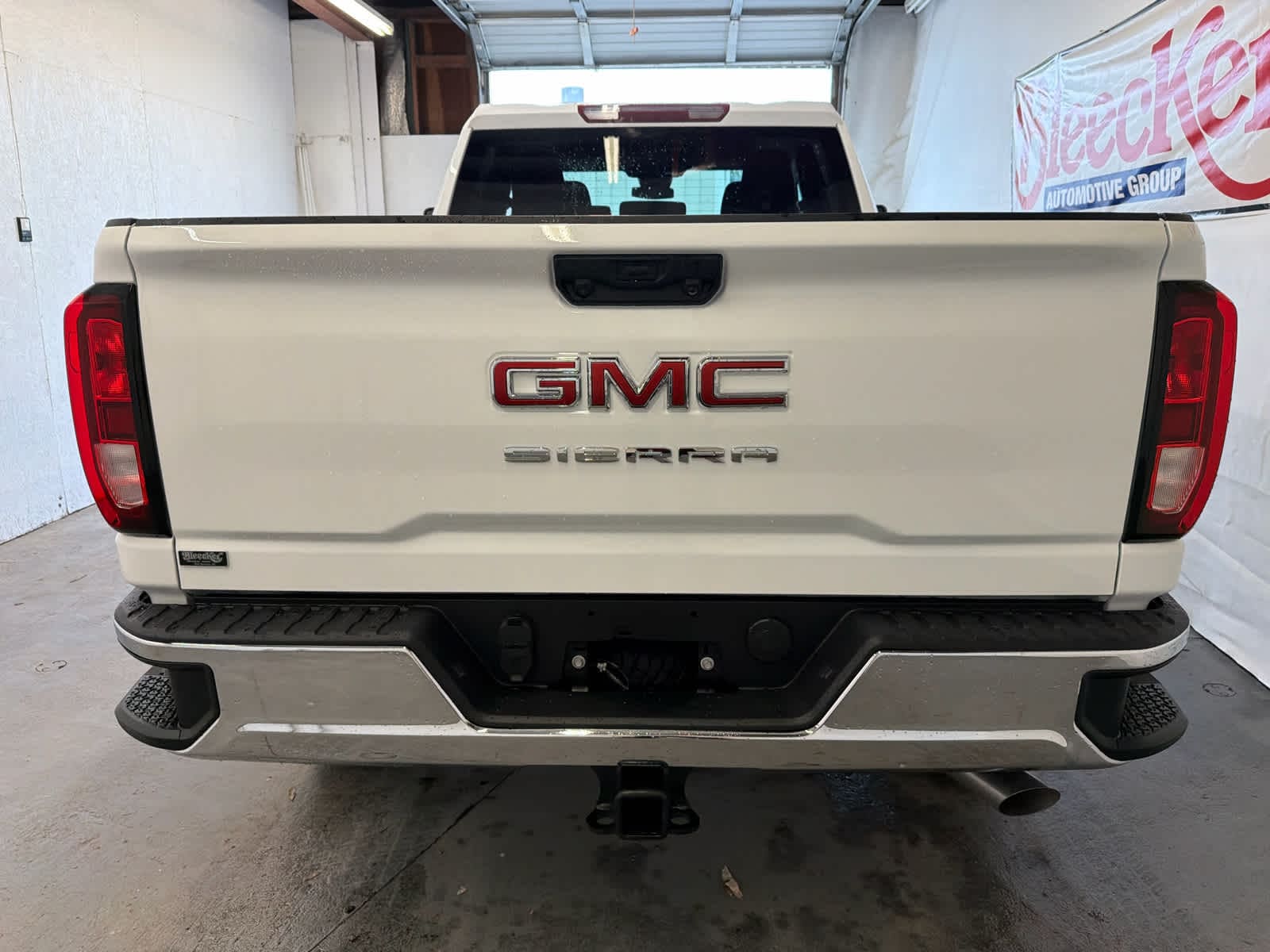 2026 GMC Sierra 2500HD Pro - Photo 6