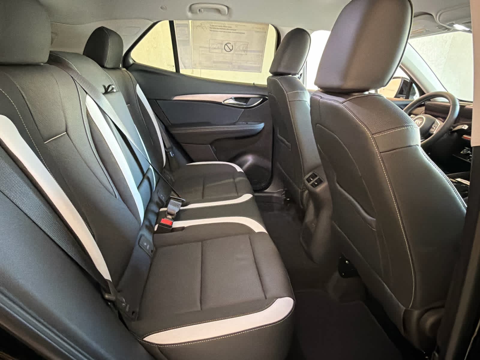 2026 Buick Envision Sport Touring - Photo 30
