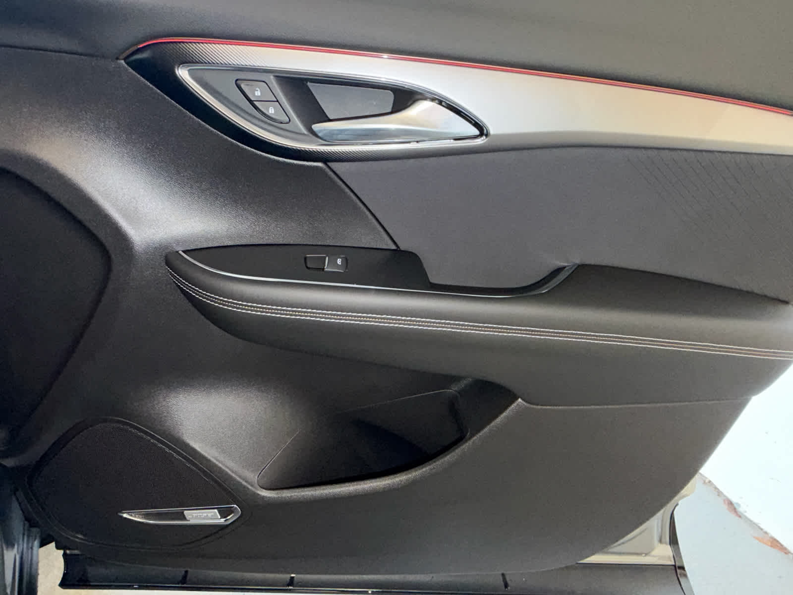 2026 Buick Envision Sport Touring - Photo 32
