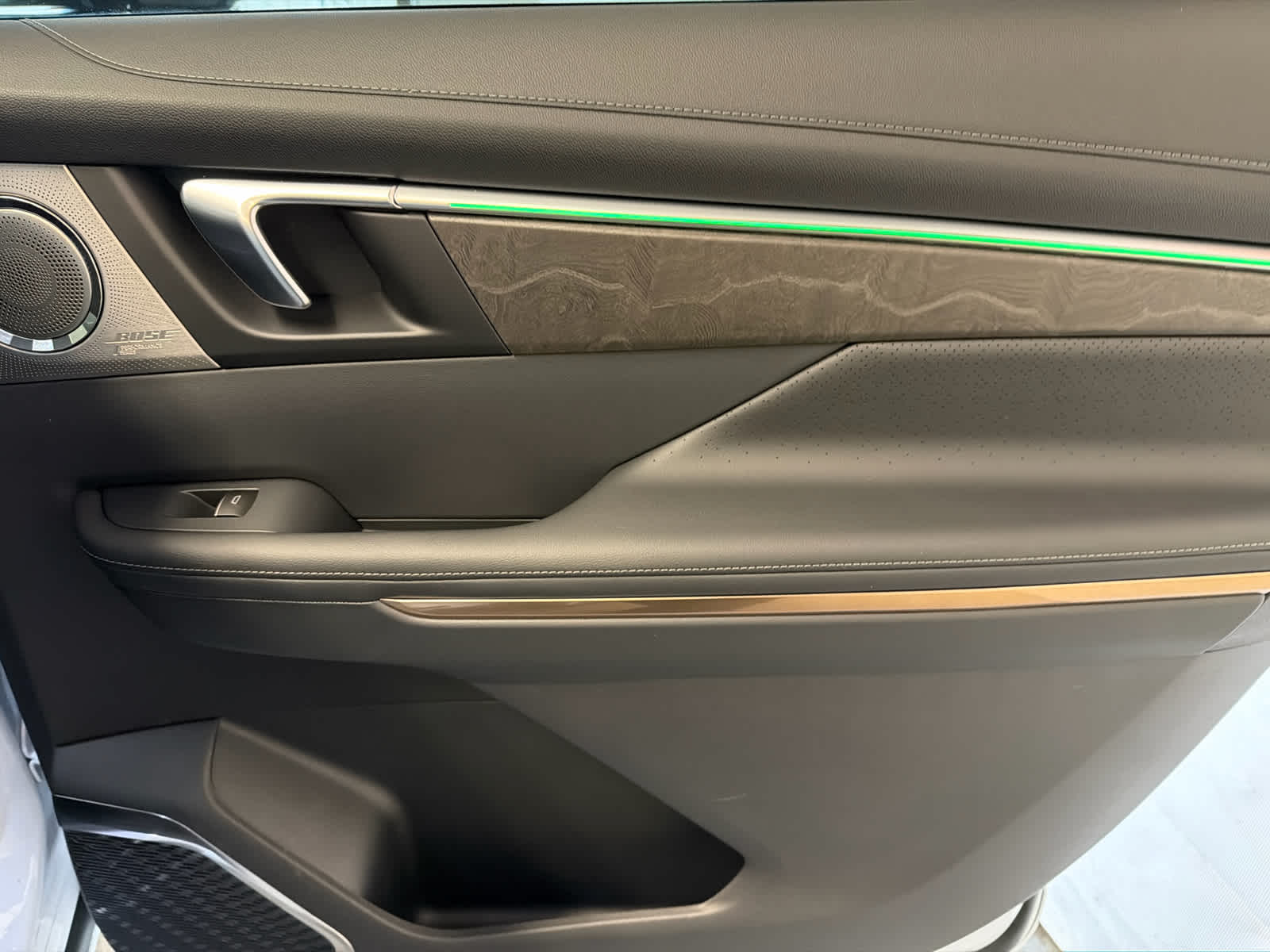 2026 Buick Enclave Avenir - Photo 37