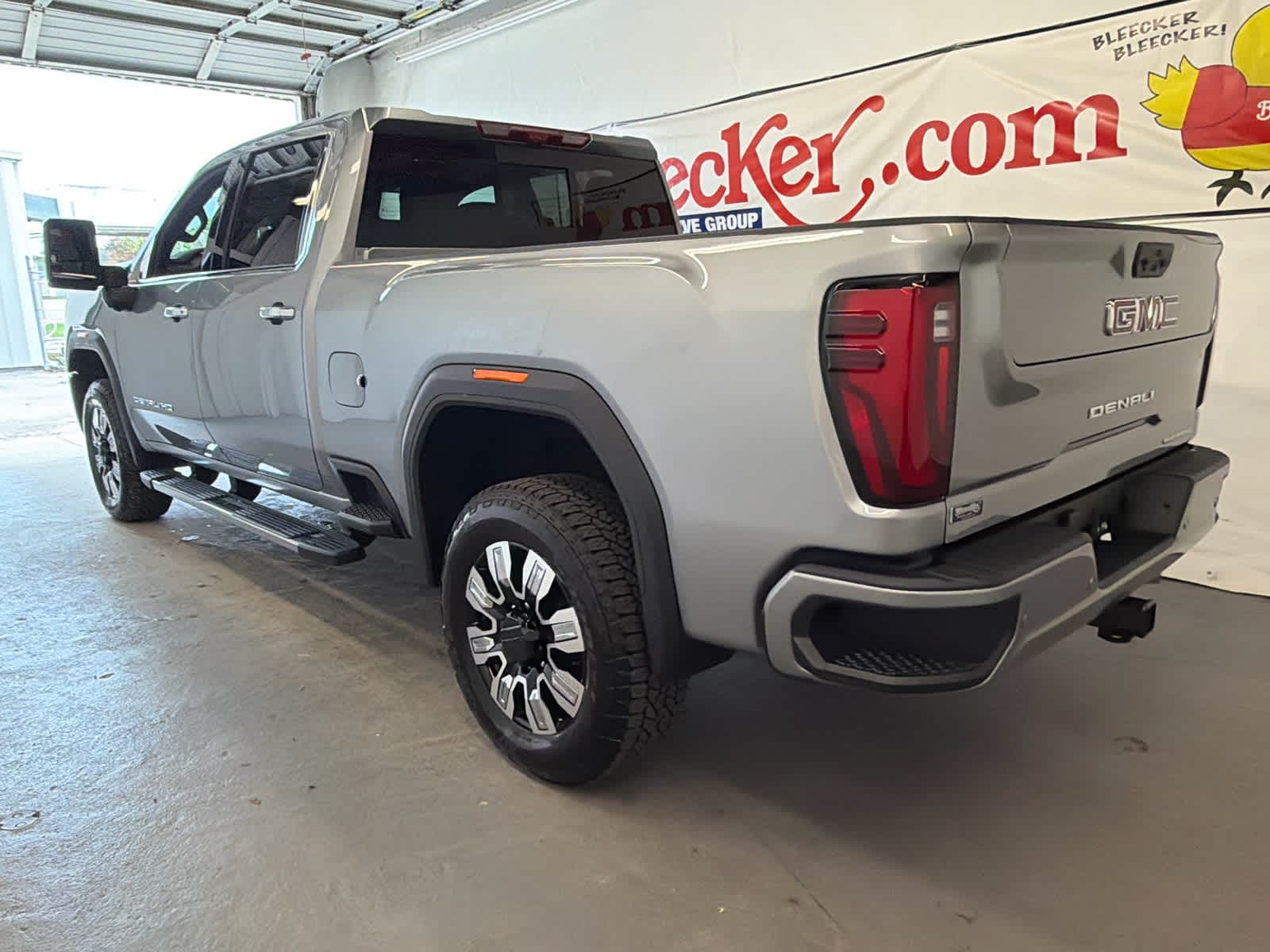 2026 GMC Sierra 2500HD Denali - Photo 10