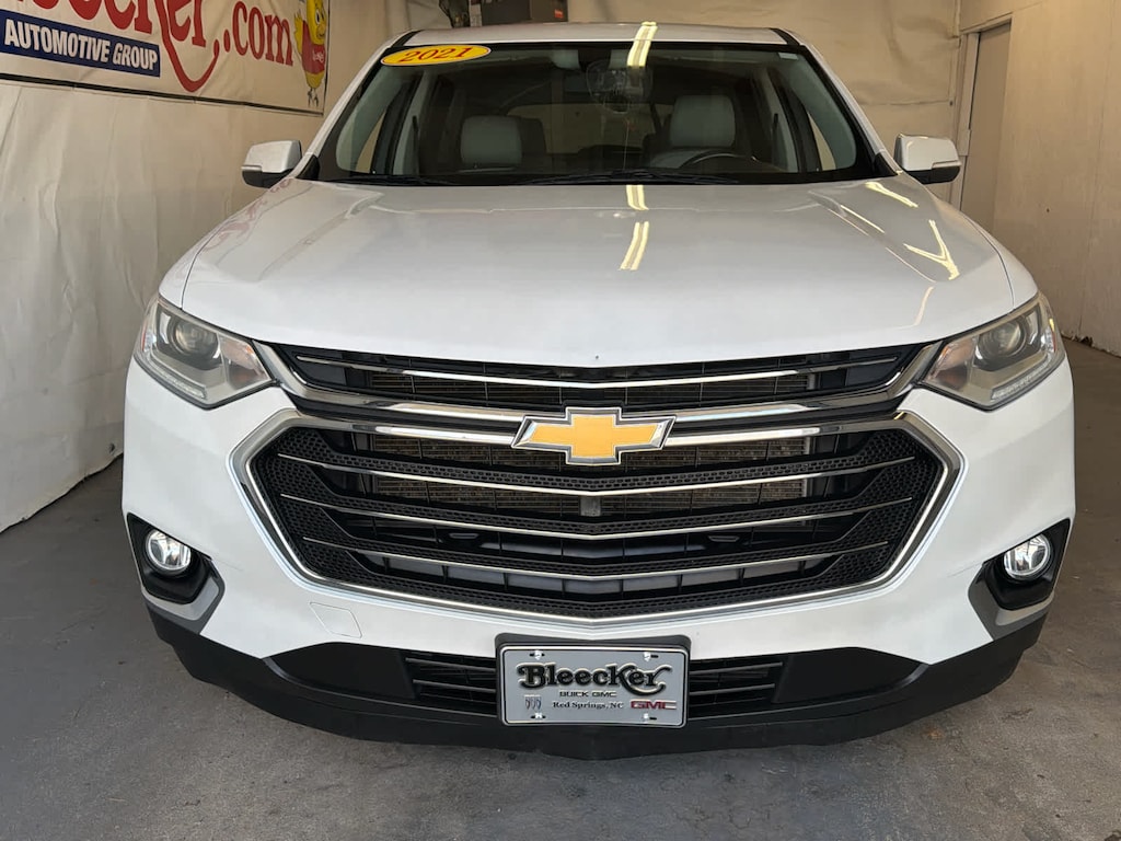 Used 2021 Chevrolet Traverse LT Cloth SUV