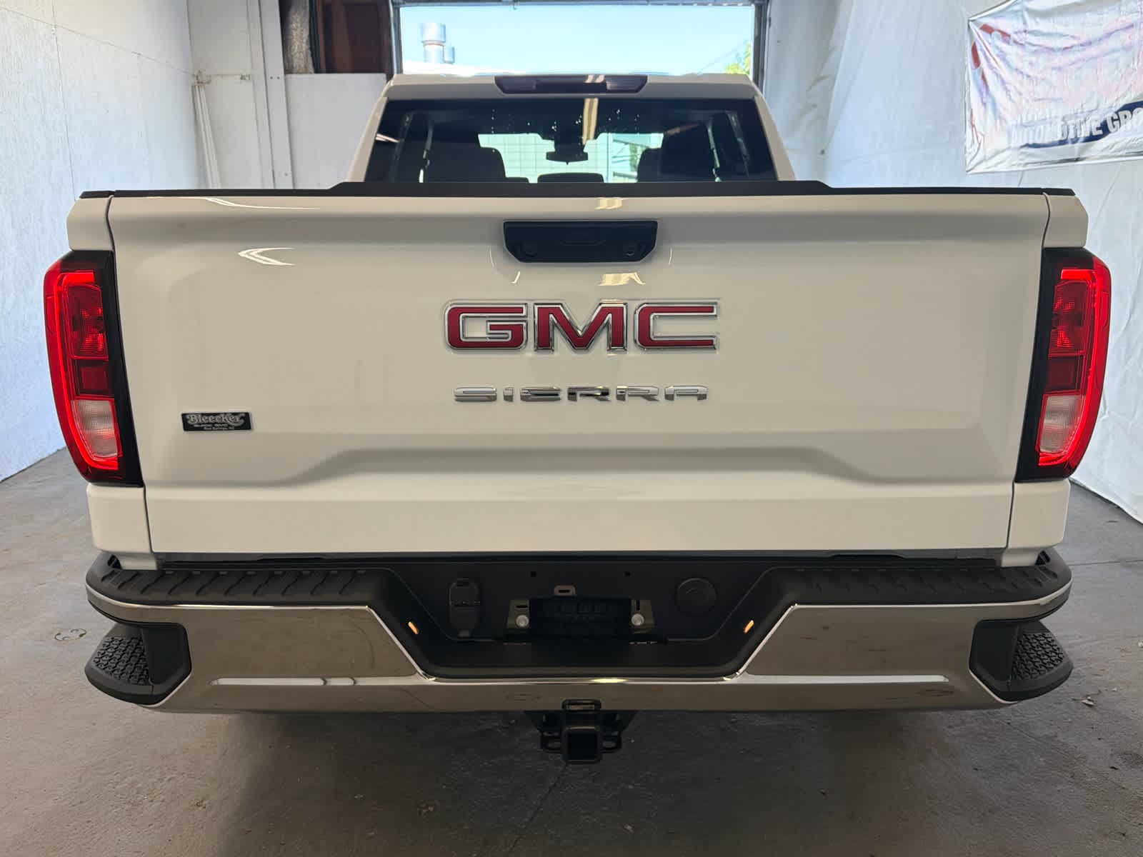 2026 GMC Sierra 1500 Pro - Photo 6
