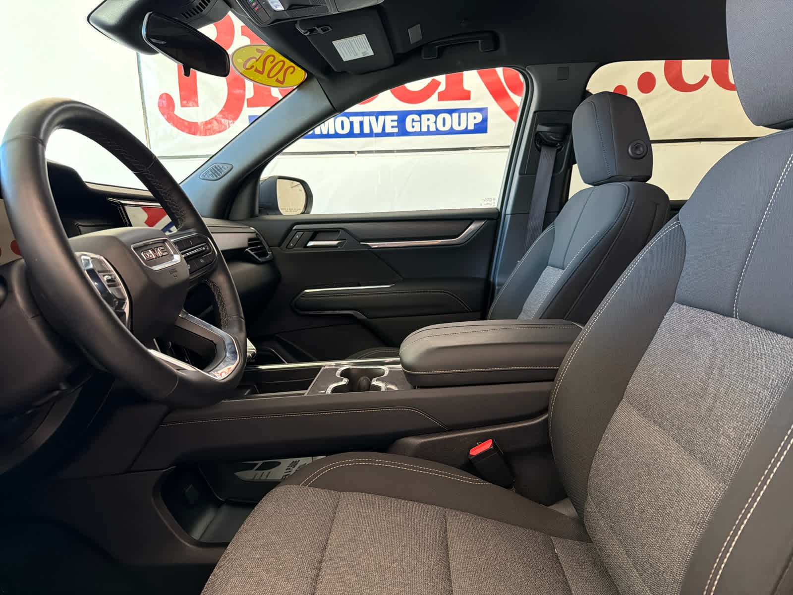 2025 GMC Acadia Elevation - Photo 16