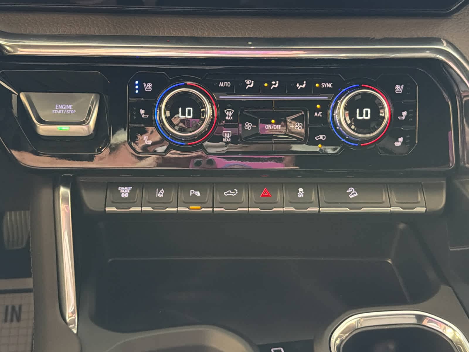 2026 GMC Sierra 2500HD Denali - Photo 47