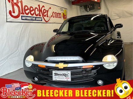 2004 Chevrolet SSR LS Car
