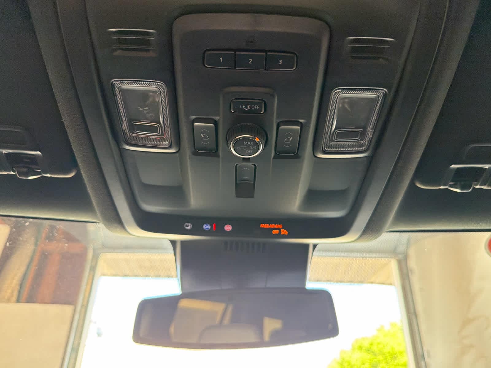 2024 GMC Yukon Denali - Photo 46