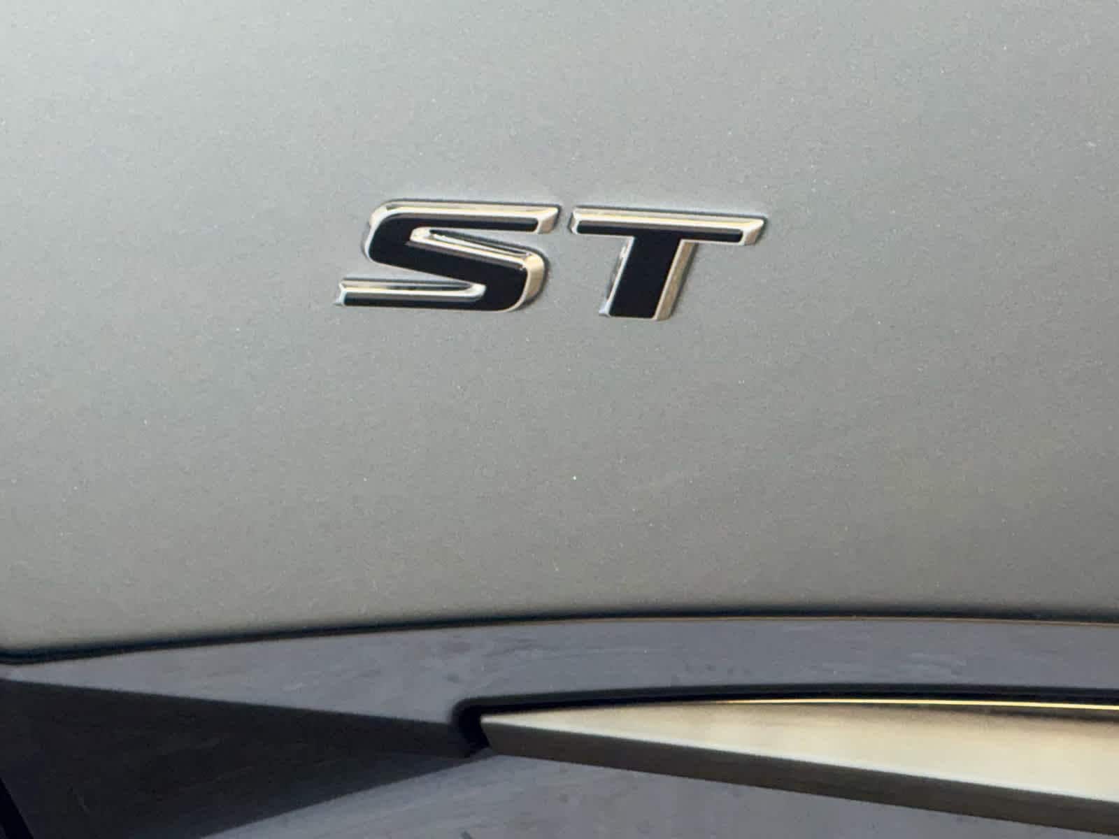 2026 Buick Envision Sport Touring - Photo 14