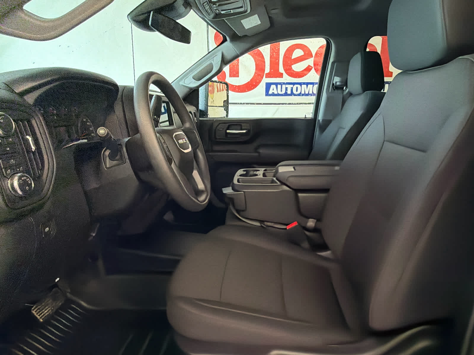 2026 GMC Sierra 2500HD Pro - Photo 13
