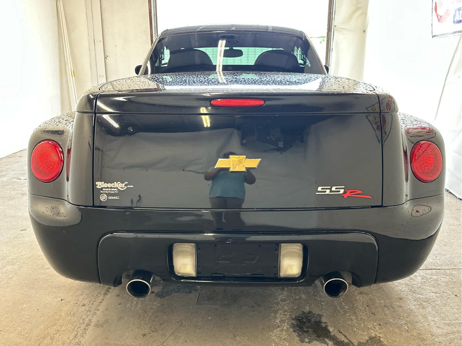 2004 Chevrolet SSR LS - Photo 6