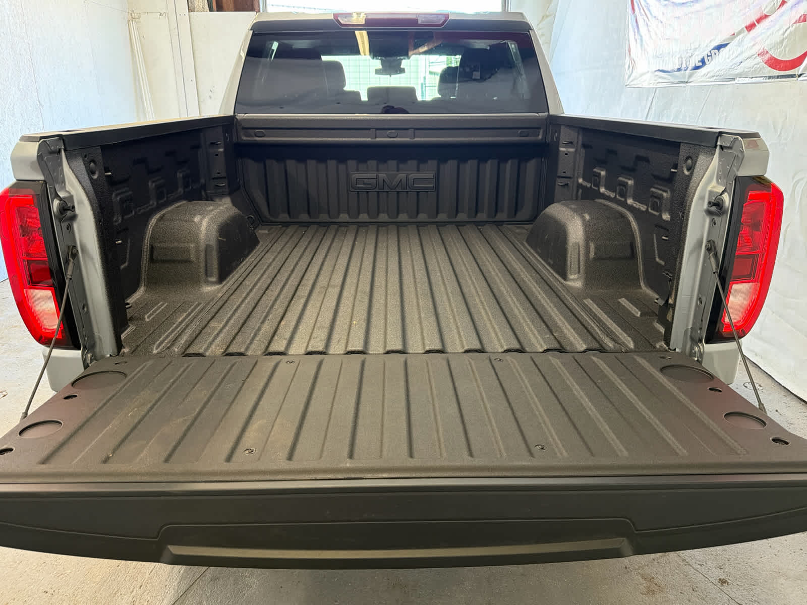2026 GMC Sierra 1500 Elevation - Photo 7