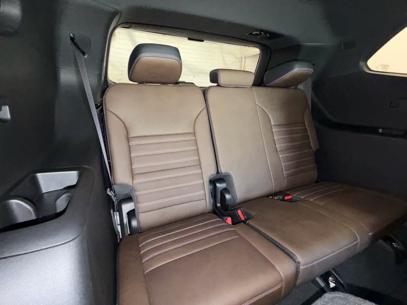 2027 GMC Acadia Denali Ultimate - Photo 34