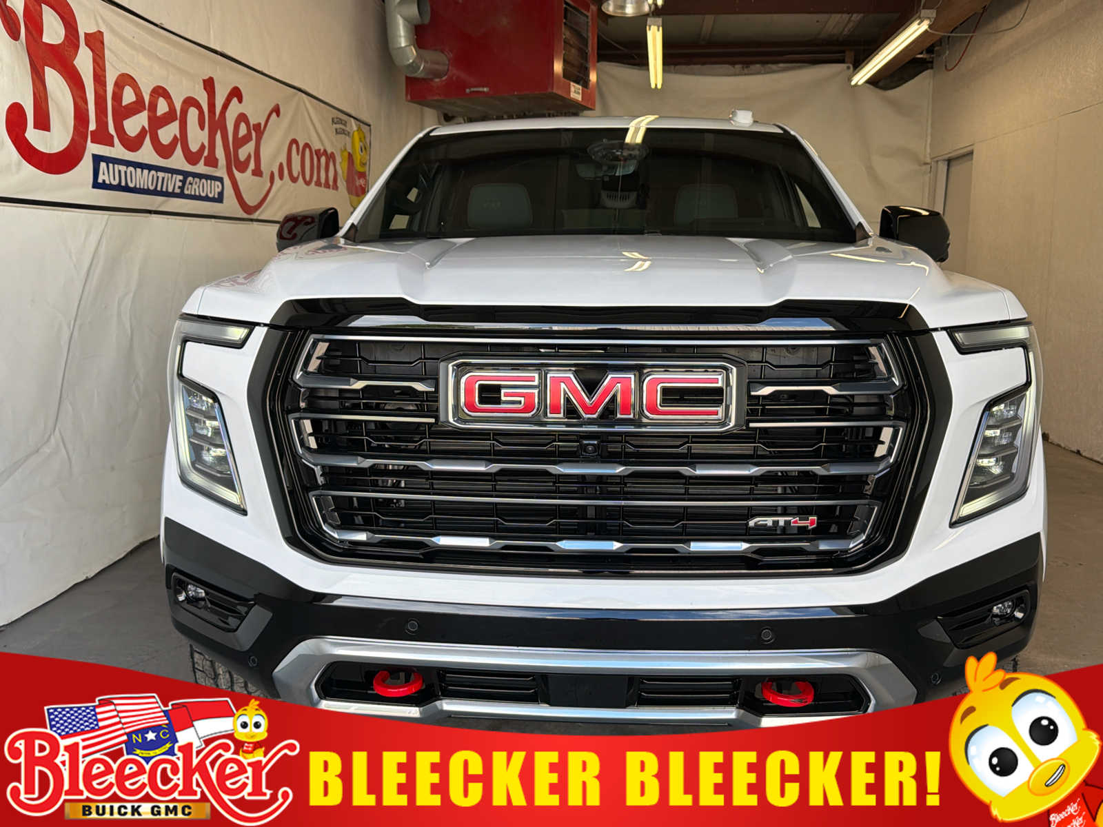 2026 GMC Yukon 4WD AT4's photo