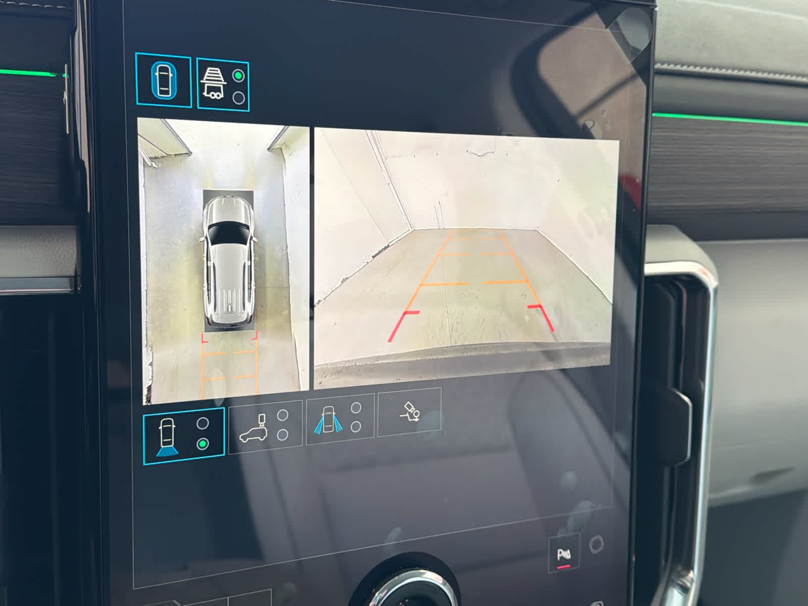 2026 GMC Acadia Denali - Photo 55
