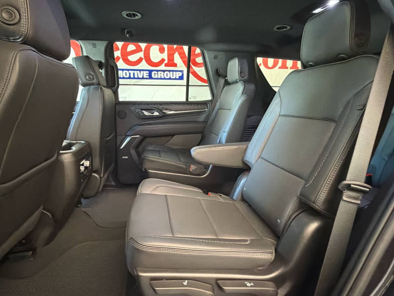 2024 GMC Yukon Denali - Photo 25